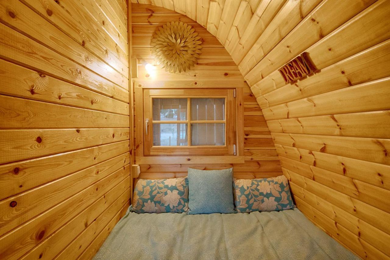 Glamping Turquesa, Feel And Relax In A Wood House Guest House Corredoura ภายนอก รูปภาพ